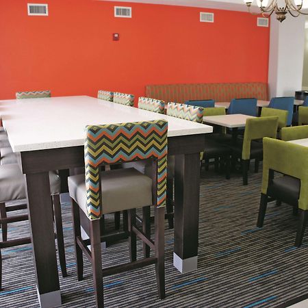 La Quinta By Wyndham Orange Hotel Ngoại thất bức ảnh